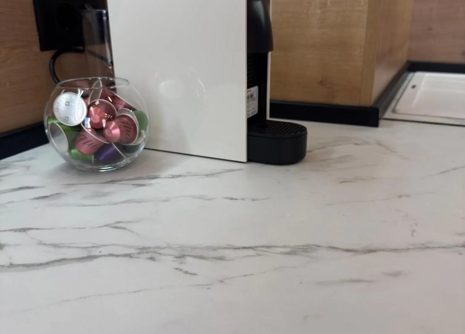 Desire Luxury Apartment With Private Garage 瓦爾納