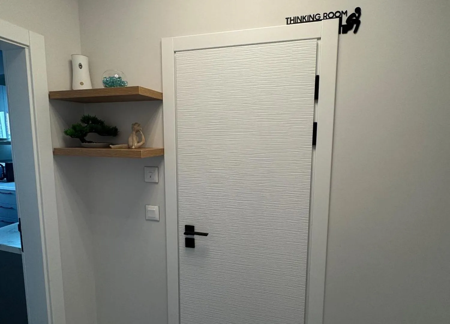 Desire Luxury Apartment With Private Garage 瓦爾納
