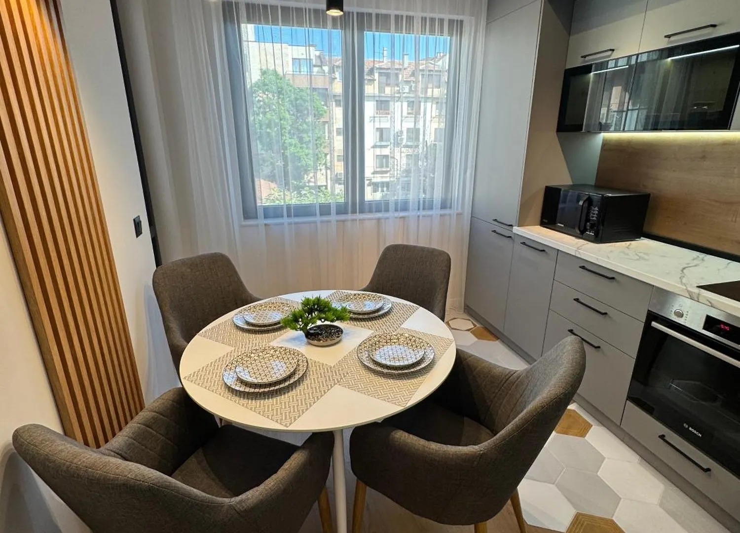 Desire Luxury Apartment With Private Garage 瓦爾納