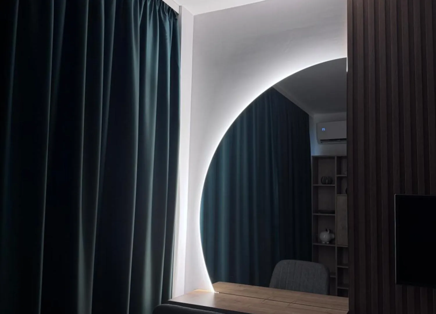 Desire Luxury Apartment With Private Garage 瓦爾納