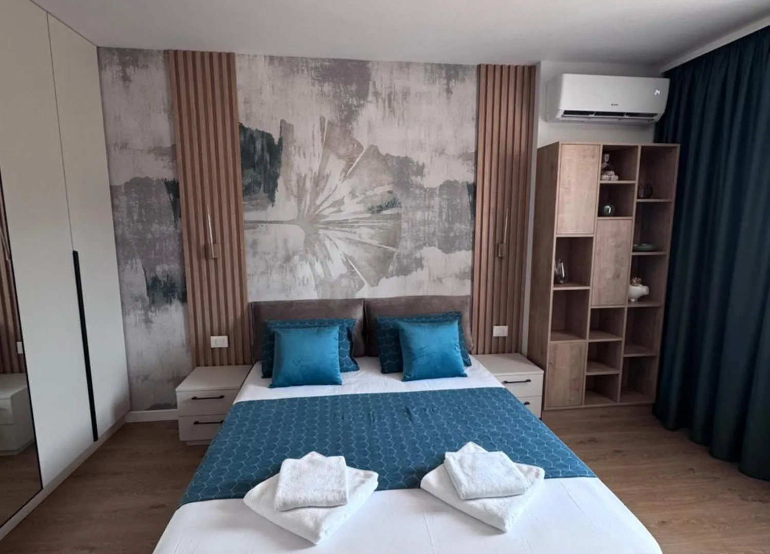 Desire Luxury Apartment With Private Garage 瓦爾納
